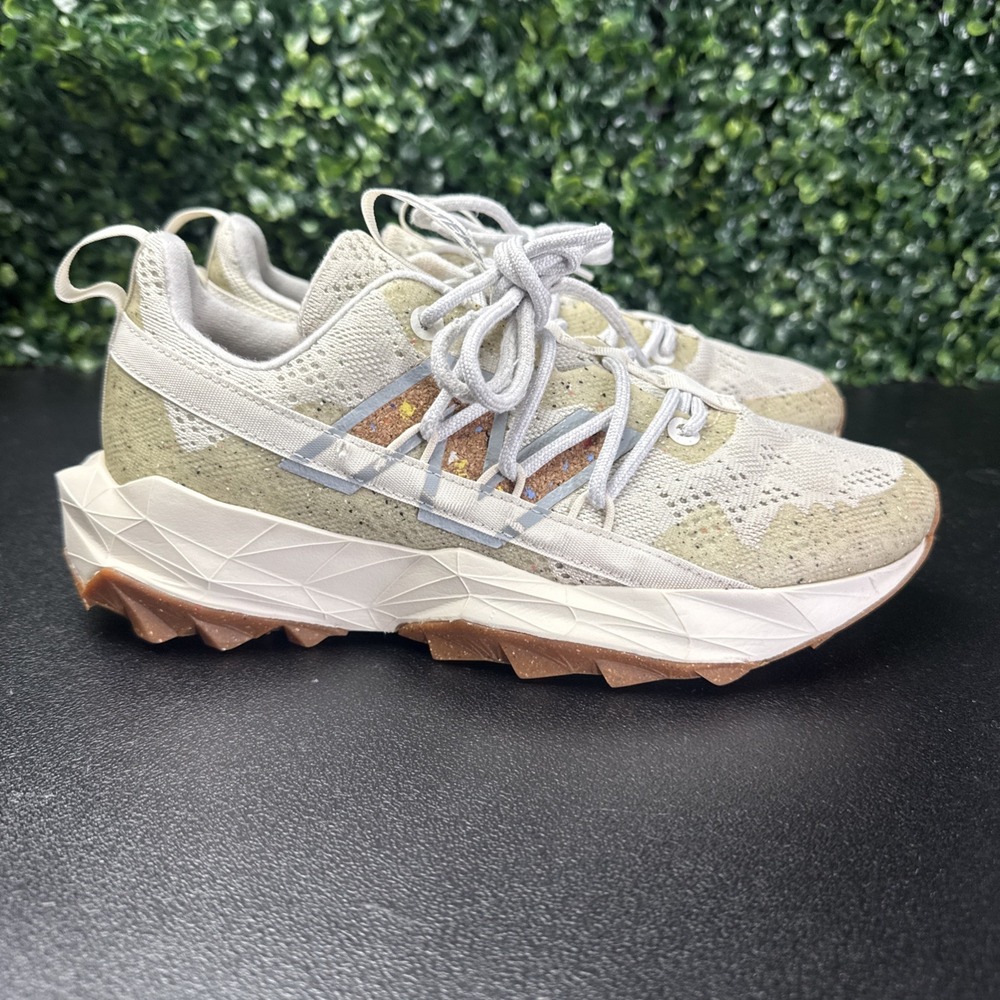 New Balance Tektrel Hiking Sneakers Women's Size 7 B Shoes - Picture 4 of 9